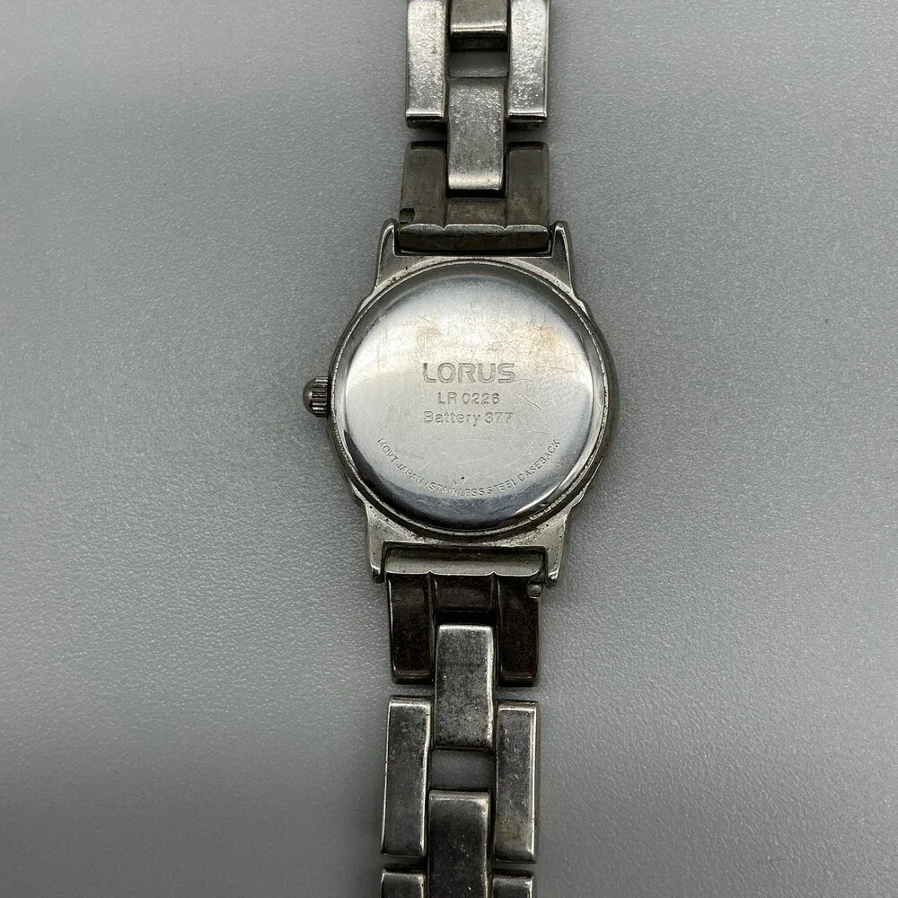 Lorus LR9228 Womens Watch 25mm Silver Dial Two Tone Date New Battery 7.5